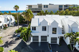 2115 S Ocean Boulevard 7, Delray Beach, FL 33483 Sold 04/17/25