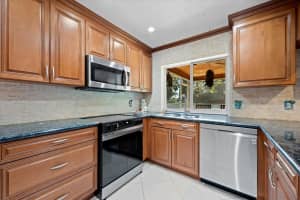 9613 Begonia Street, Palm Beach Gardens, FL 33410 Sold 05/30/25