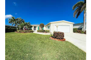 3008 Indigo Bunting Court, Port Saint Lucie, FL 34952 Sold 06/23/25