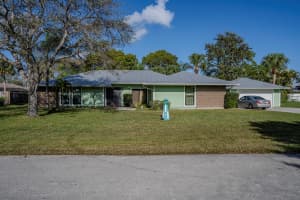2995 SE Glasgow Drive, Stuart, FL 34997 Sold 11/12/25
