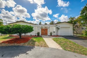 7230 Grandview Boulevard, Miramar, FL 33023 Sold 03/10/25