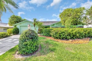 696 Lakewoode Circle E, Delray Beach, FL 33445 Sold 05/08/25