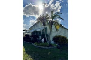 65 Las Casitas Court, Fort Pierce, FL 34951 Sold 03/07/25