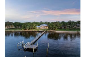 1341 SE Riverside Drive, Stuart, FL 34996 - MLS#R11061927