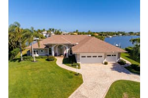 1956 Windward Way, Vero Beach, FL 32963 - MLS#R11061929