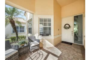 392 NW Granville Street, Port Saint Lucie, FL 34986 Sold 04/28/25