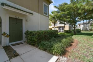 1590 SE Sheffield Terrace 204, Stuart, FL 34994 Sold 05/30/25