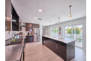 2649 Lake Drive 5, Singer Island, FL 33404 - MLS#R11062092