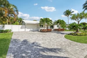 21 SE 9th Street, Pompano Beach, FL 33060 Sold 04/14/25
