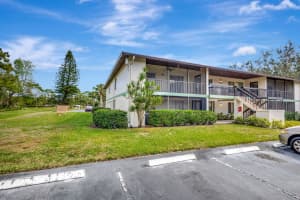 6458 Chasewood Drive E, Jupiter, FL 33458 Sold 05/23/25