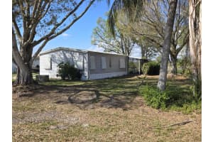 2911 SE 18th Court, Okeechobee, FL 34974 Sold 05/08/25