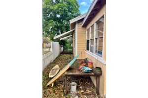 509 Putnam Road, West Palm Beach, FL 33405 Sold 06/06/25