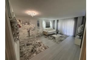 1000 NE 14th Avenue 306, Hallandale Beach, FL 33009 - MLS#R11062325
