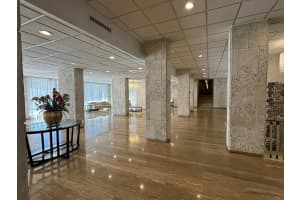 1980 Ocean Drive, Hallandale Beach, FL 33009 - MLS#R11062333