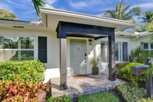 203 NW 15th Street, Delray Beach, FL 33444 Sold 07/16/25