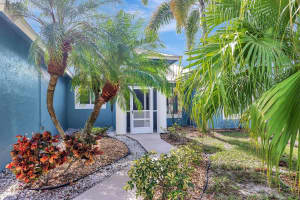 5781 NW Eskimo Circle, Port Saint Lucie, FL 34986 Sold 06/04/25