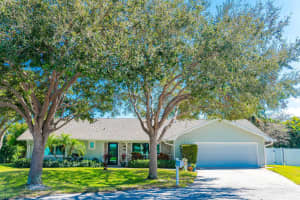 1943 NE Aloe Calle, Jensen Beach, FL 34957 Sold 05/13/25