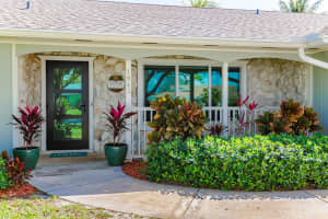 1943 NE Aloe Calle, Jensen Beach, FL 34957 Sold 05/13/25