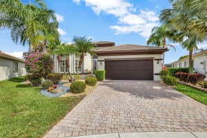 9915 Donato Way, Lake Worth, FL 33467 Sold 06/03/25