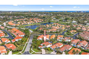 2500 La Cristal Circle, Palm Beach Gardens, FL 33410 Sold 04/01/25