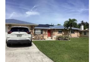 189 Ne Caprona Avenue, Port Saint Lucie