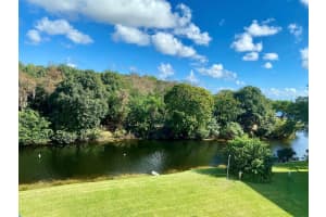 4020 Newport G, Deerfield Beach, FL 33442 Sold 09/12/25