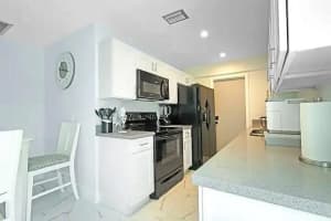 4201 Waverly, West Palm Beach, FL 33407 Sold 05/15/25