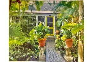 228 Phipps, Palm Beach