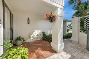 5617 SE Foxcross Place, Stuart, FL 34997 Sold 05/01/25
