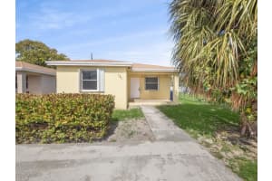 181 NE 35th Court, Oakland Park, FL 33334 Sold 05/15/25