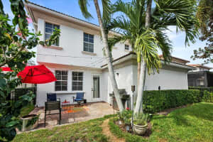 318 September Street, Palm Beach Gardens, FL 33410 Sold 08/28/25