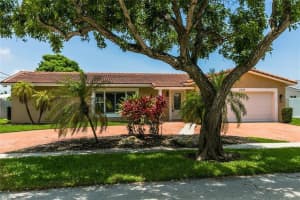 2231 NE Ne 46th Street, Lighthouse Point, FL 33064 Sold 02/26/25