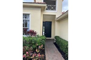 338 NW Stratford Lane, Port Saint Lucie, FL 34953 Sold 05/08/25