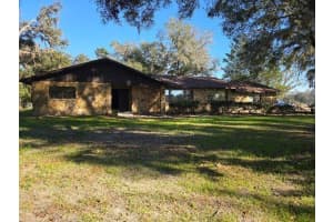 6144 Neff Lake Road, Brooksville