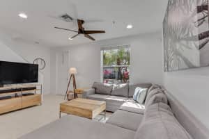 4337 Parkside Drive, Jupiter, FL 33458 Sold 04/10/25