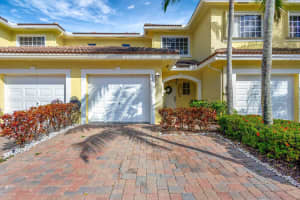756 Imperial Lake Road, West Palm Beach, FL 33413 - MLS#R11062722