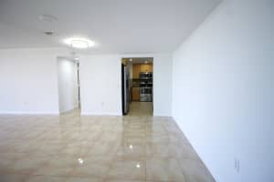 5600 N Flagler 806 Drive 806, West Palm Beach, FL 33407 - MLS#R11062740