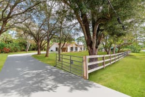 16059 Cornwall Drive E, Loxahatchee Groves, FL 33470 Sold 04/14/25