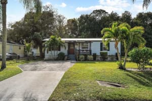 1228 SW Buckskin Trail, Stuart, FL 34997 Sold 03/29/25