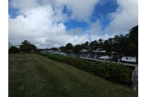 342 Southwind Drive 101, North Palm Beach, FL 33408 Sold 03/20/25