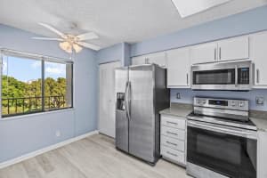 7300 Amberly Lane 402, Delray Beach, FL 33446 Sold 09/23/25