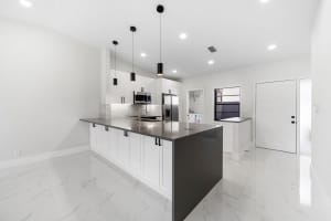 6092 Kings Gate Circle, Delray Beach, FL 33484 Sold 03/19/25