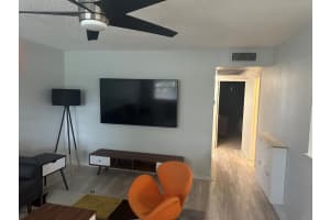 155 Windsor G, West Palm Beach, FL 33417 - MLS#R11062981