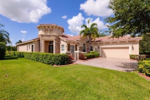9895 Sw Nuova Way, Port Saint Lucie