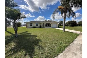 802 SW Ivanhoe Drive, Port Saint Lucie, FL 34983 Sold 04/30/25