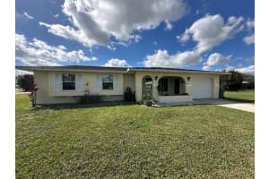 802 SW Ivanhoe Drive, Port Saint Lucie, FL 34983 Sold 04/30/25