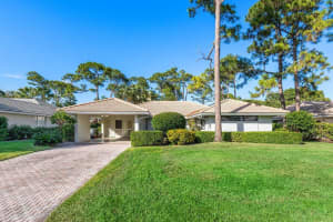 3611 Royal Tern Circle, Boynton Beach, FL 33436 Sold 04/30/25