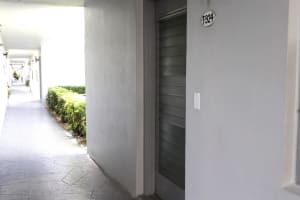 924 Flanders T, Delray Beach, FL 33484 Sold 03/27/25