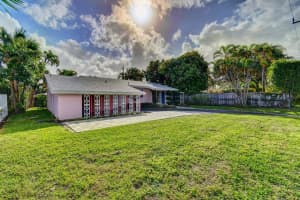 10 NE 22nd Street, Delray Beach, FL 33444 - MLS#R11063169
