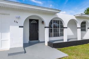 834 SE Festivo Court, Port Saint Lucie, FL 34983 Sold 04/15/25